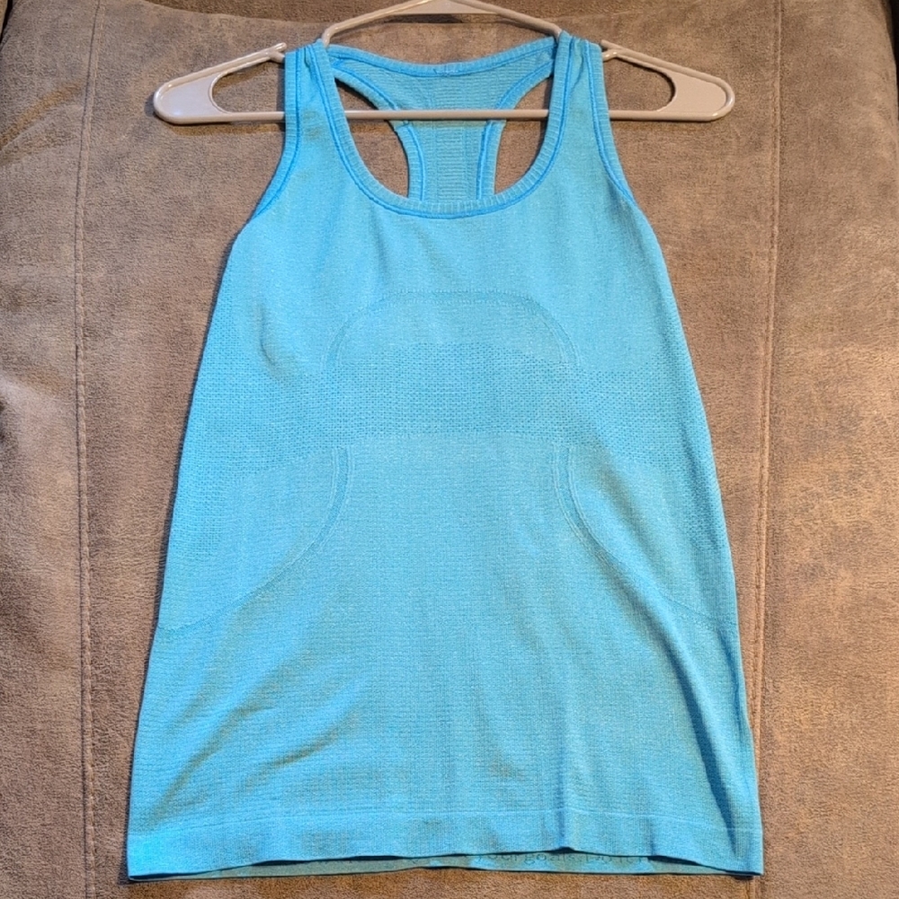 Lululemon Size 6 Light Blue Swiftly